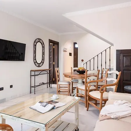 Parque Santiago V Official 아파트호텔